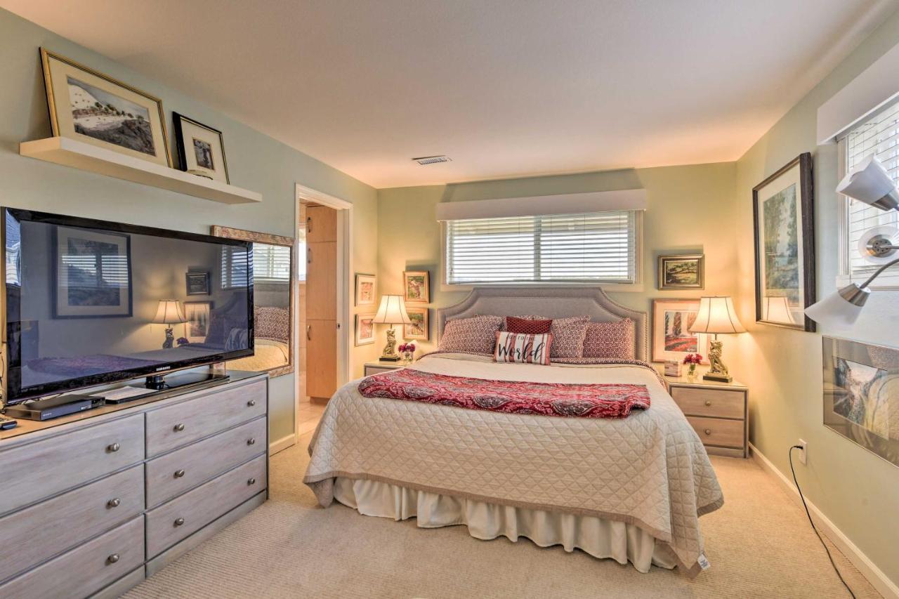 Anacortes Paradise Vacation Rental With Water Views! Exterior photo